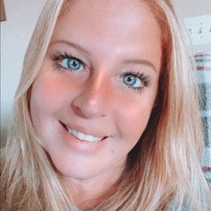 Meet your Posher, Charlene